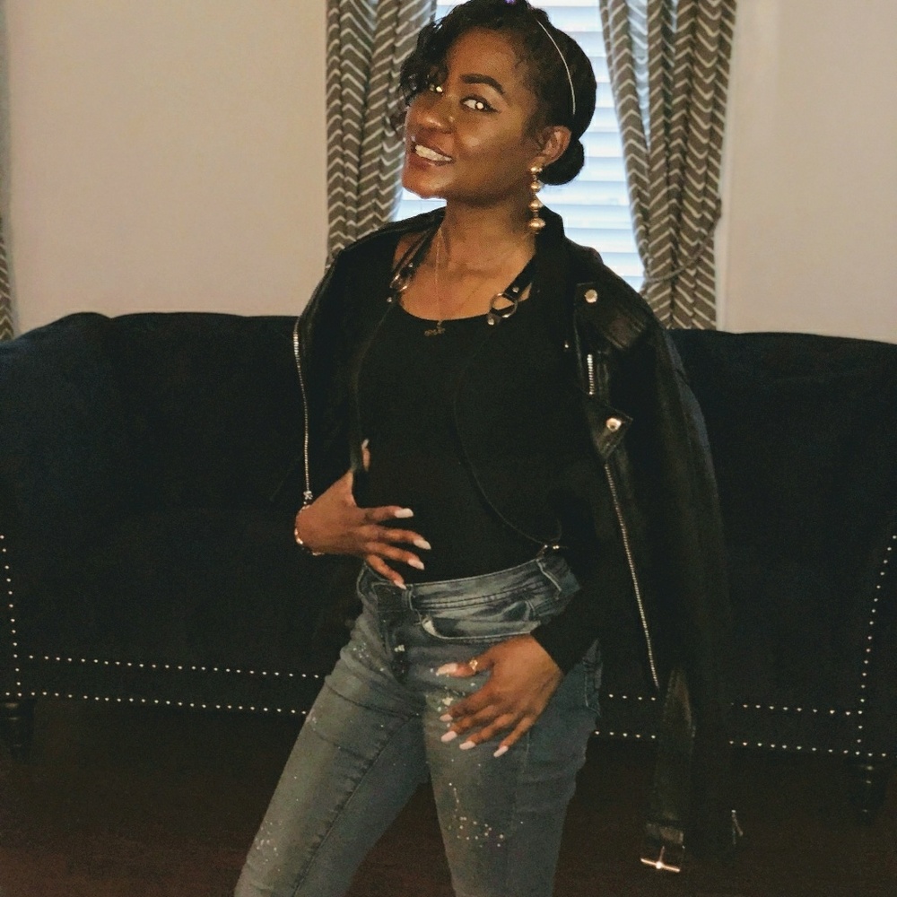 Meet your Posher, Ravin